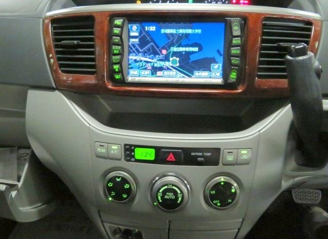 2004 Toyota Noah-Import full