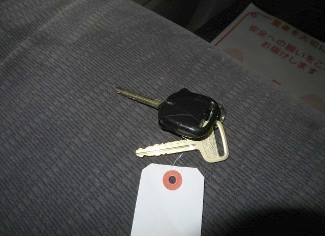 2004 Toyota Noah-Import full