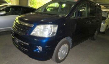 2004 Toyota Noah-Import full