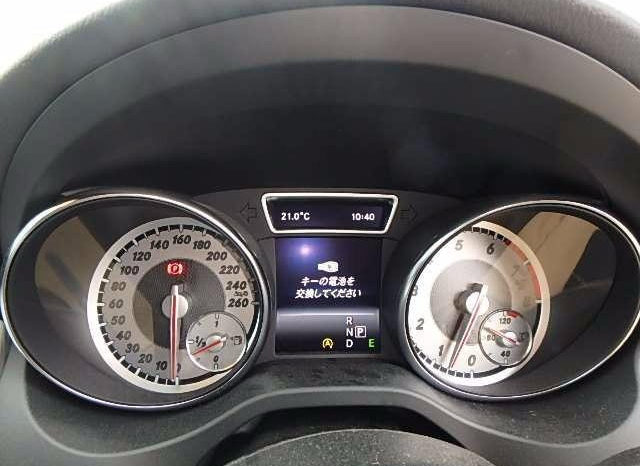 2015 Mercedes Benz CLA180-Import full