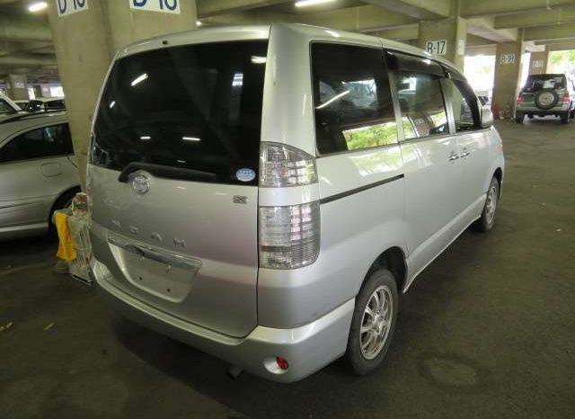 2006 Toyota Noah – Import full