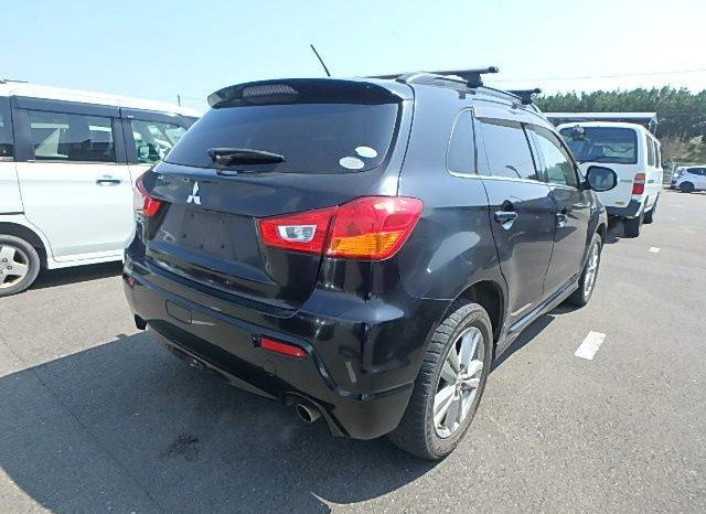 SOLD – 2010 MITSUBISHI RVR full