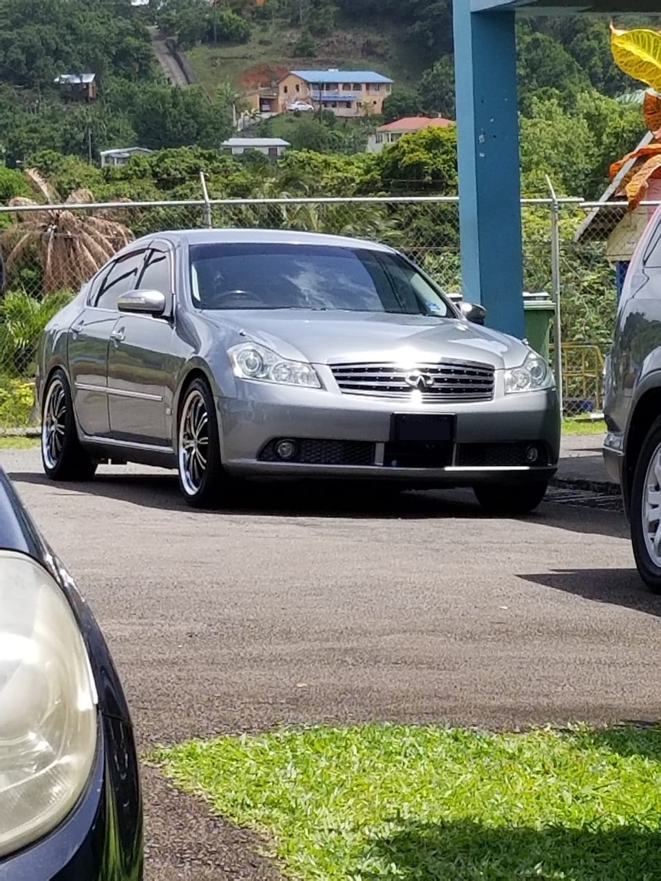 Nissan fuga 2005