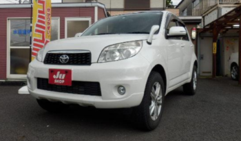 Toyota Rush 2010 full