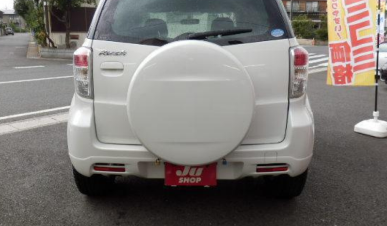 Toyota Rush 2010 full