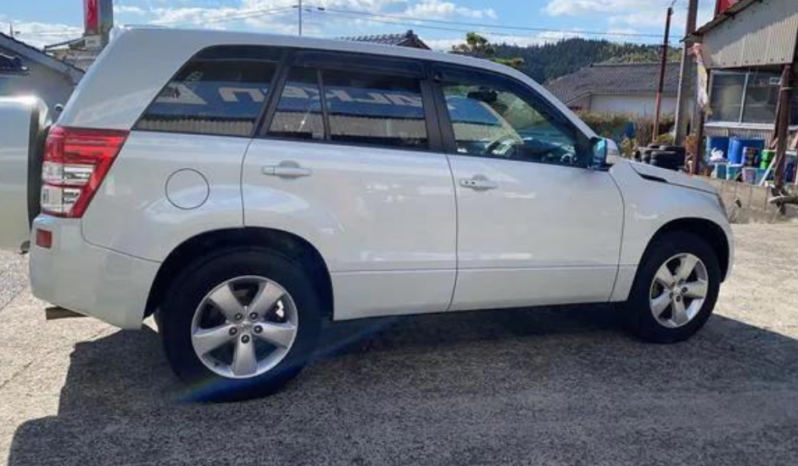 SUZUKI ESCUDO 2010 full