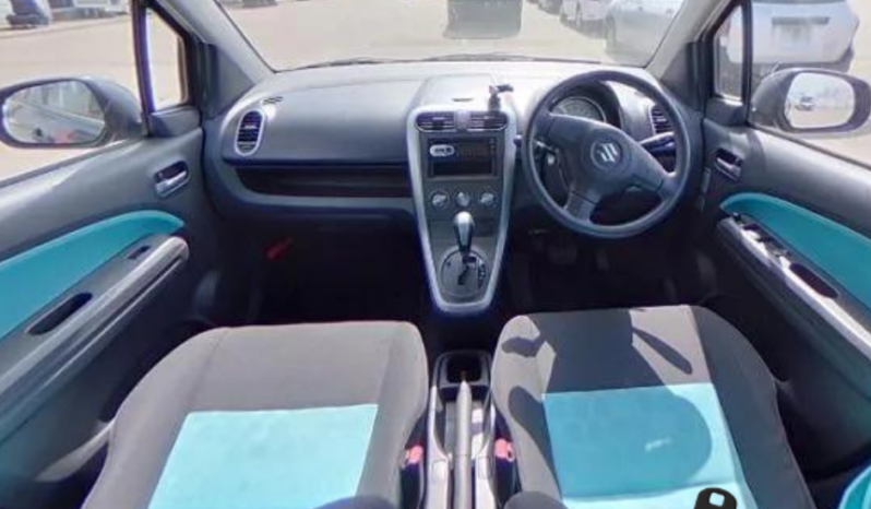 Suzuki Splash 2011 full