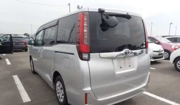 2015 TOYOTA NOAH full