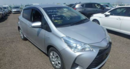 2017 TOYOTA VITZ